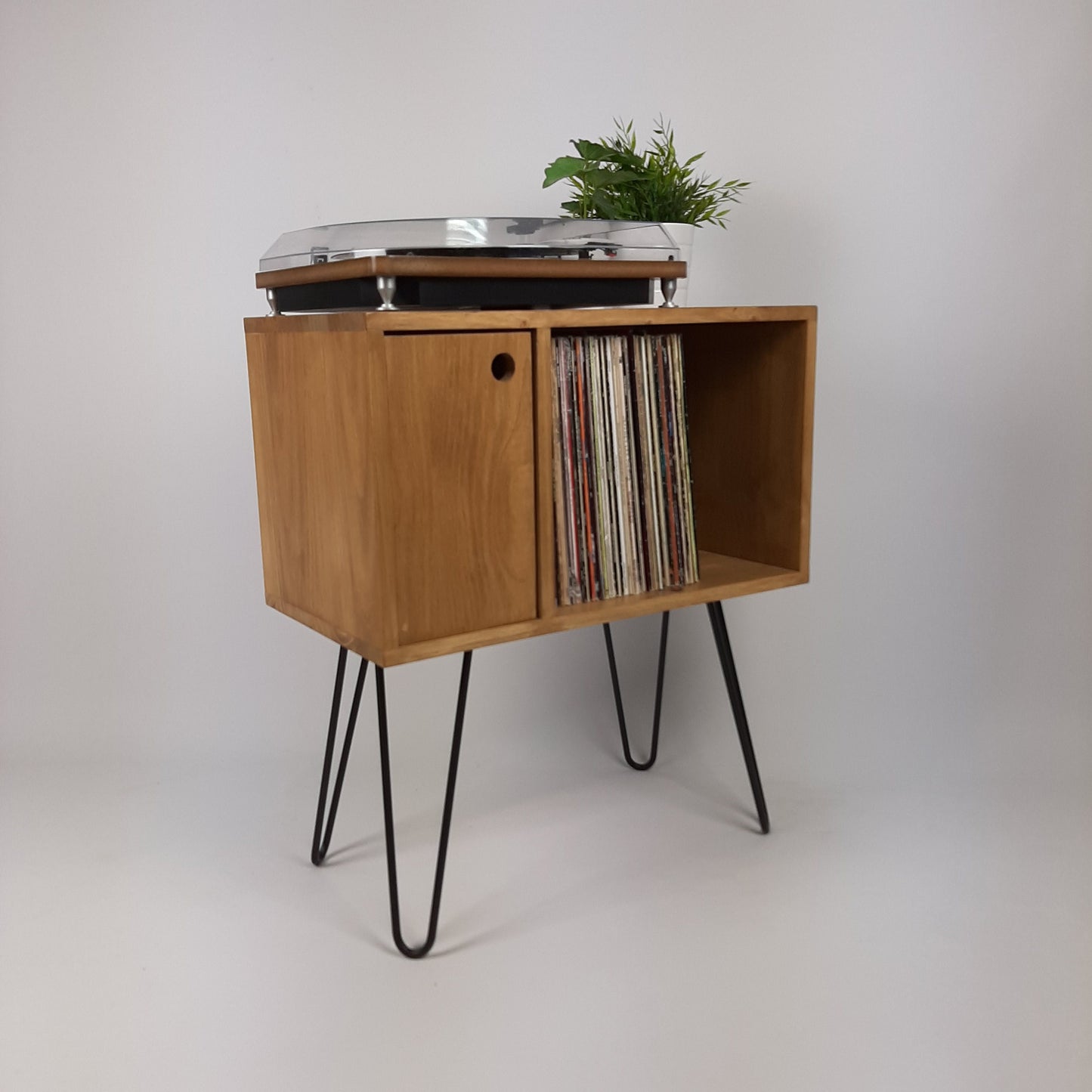 Oak Sideboard Media Console | Black Mid Century Hairpin Legs | 1950s Design | Mod Furniture | Natural Furniture