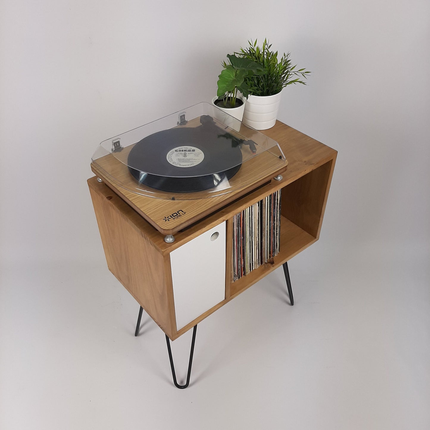 Designer Oak Sideboard | Small Media Console | Vinyl Record Storage Cabiney | Media Unit | Console Table | Record Cabinet | Oak Credenza