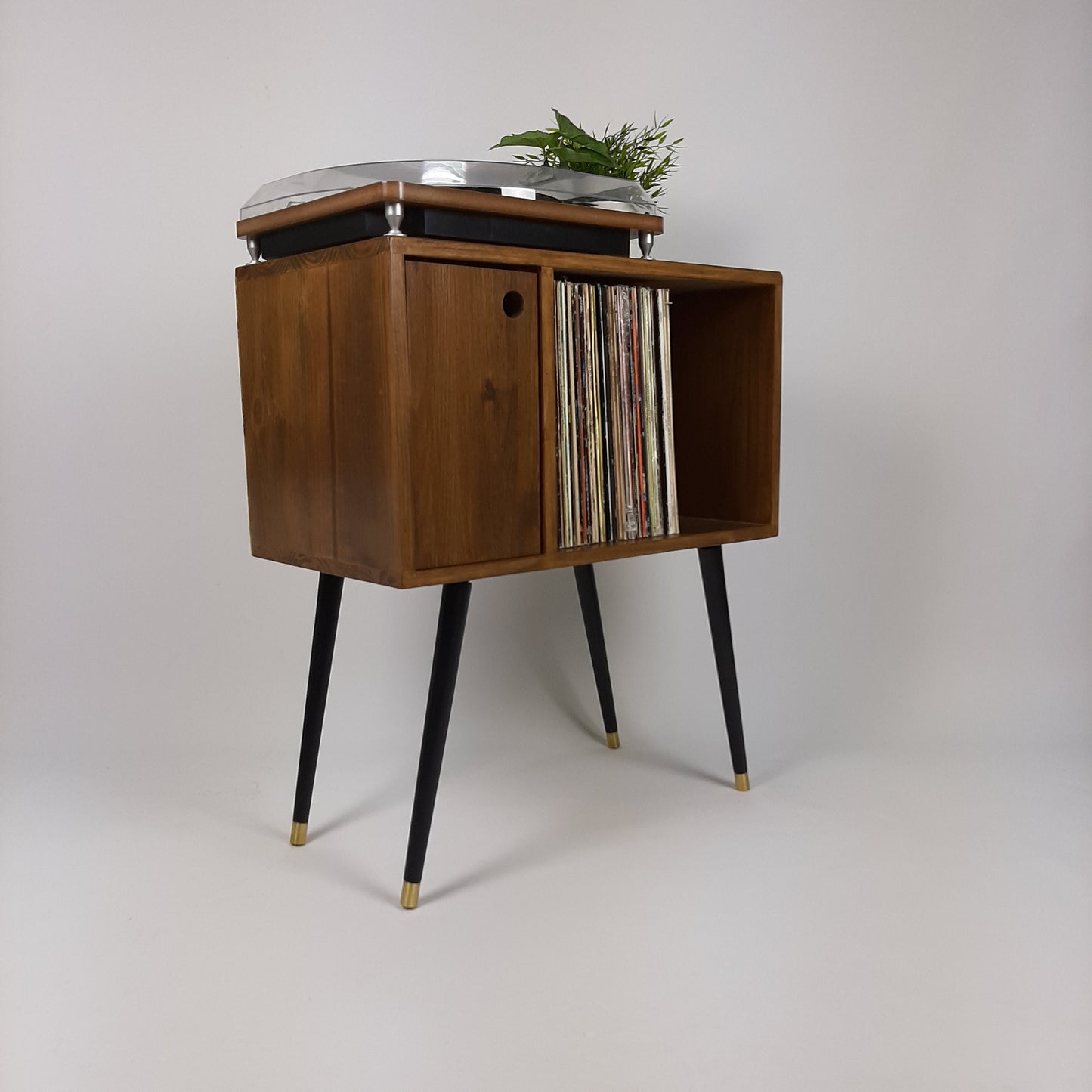 Compact Classic Sideboard | Media Console | Media Console with Black Legs | Mid Century Modern Design |