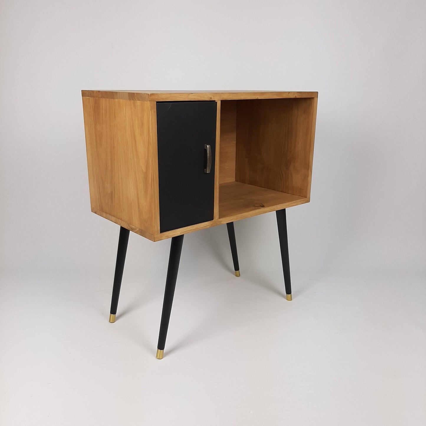 Oak Sideboard with Black Door | Vinyl Record Storage | Console Table | Record Cabinet | Mid Century Modern Legs | Dansette Record Table