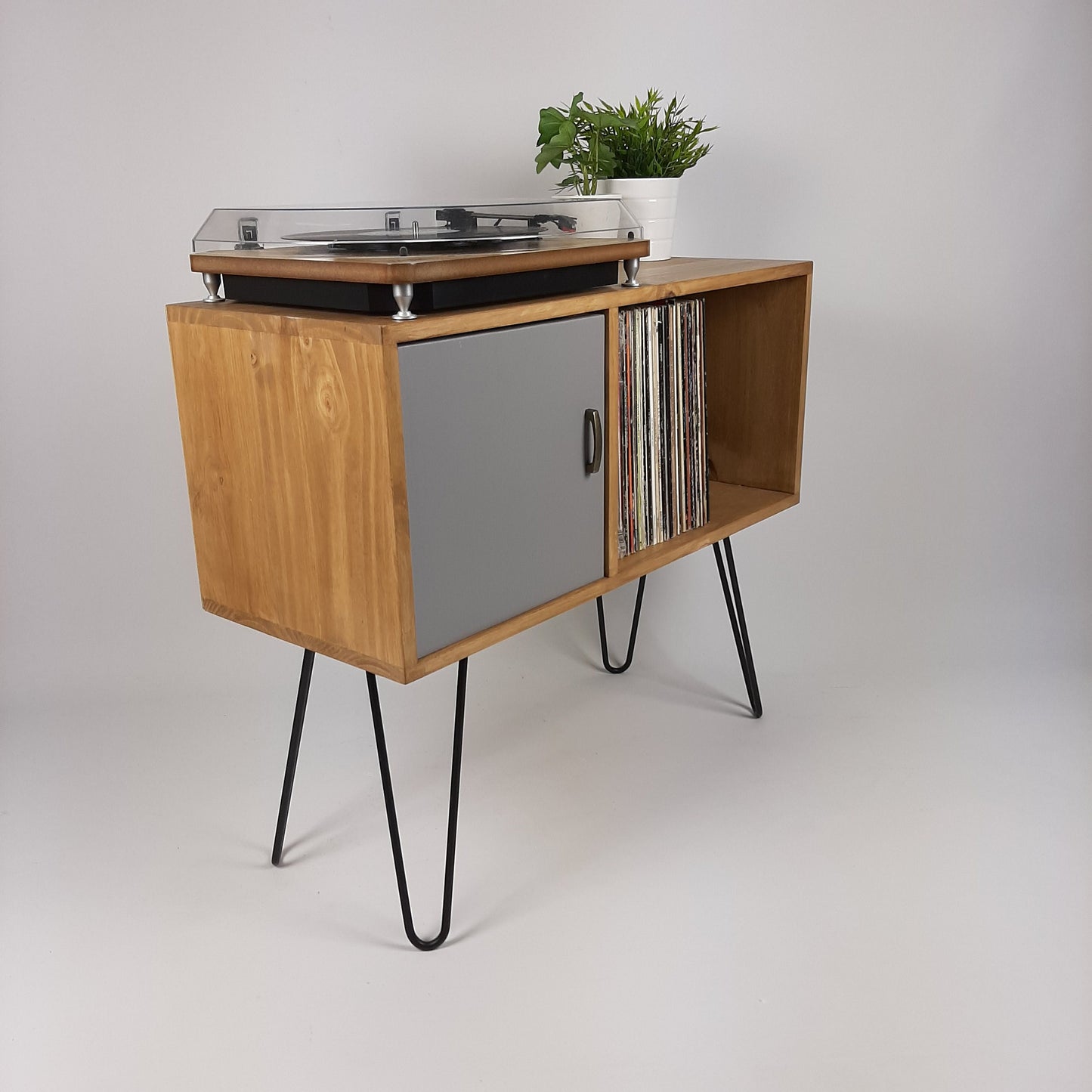 Oak Sideboard with Grey Door & Black Hairpin Legs | Medium Sideboard | Vinyl Storage | Mid Century Modern | Buffet