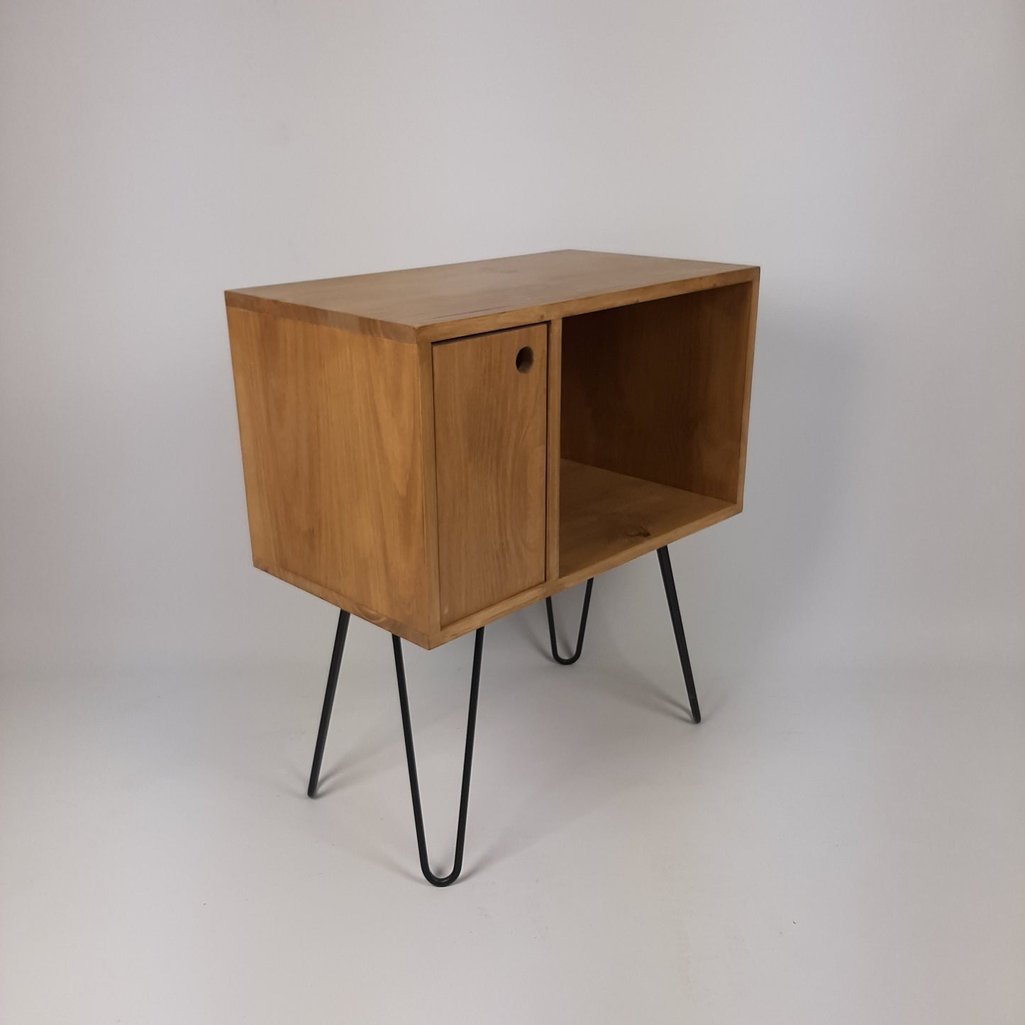Oak Sideboard Media Console | Black Mid Century Hairpin Legs | 1950s Design | Mod Furniture | Natural Furniture