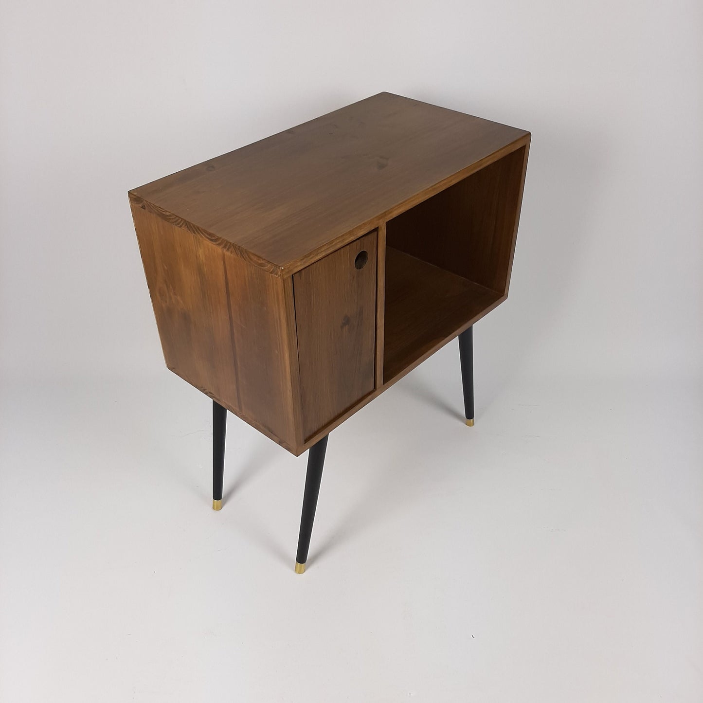 Compact Classic Sideboard | Media Console | Media Console with Black Legs | Mid Century Modern Design |