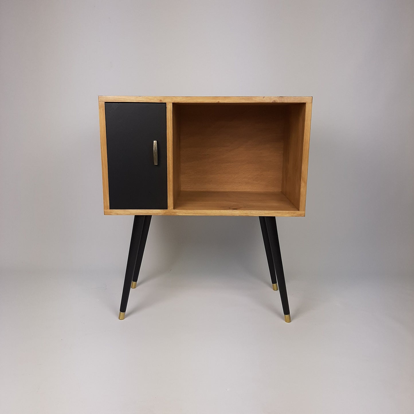 Oak Sideboard with Black Door | Vinyl Record Storage | Console Table | Record Cabinet | Mid Century Modern Legs | Dansette Record Table