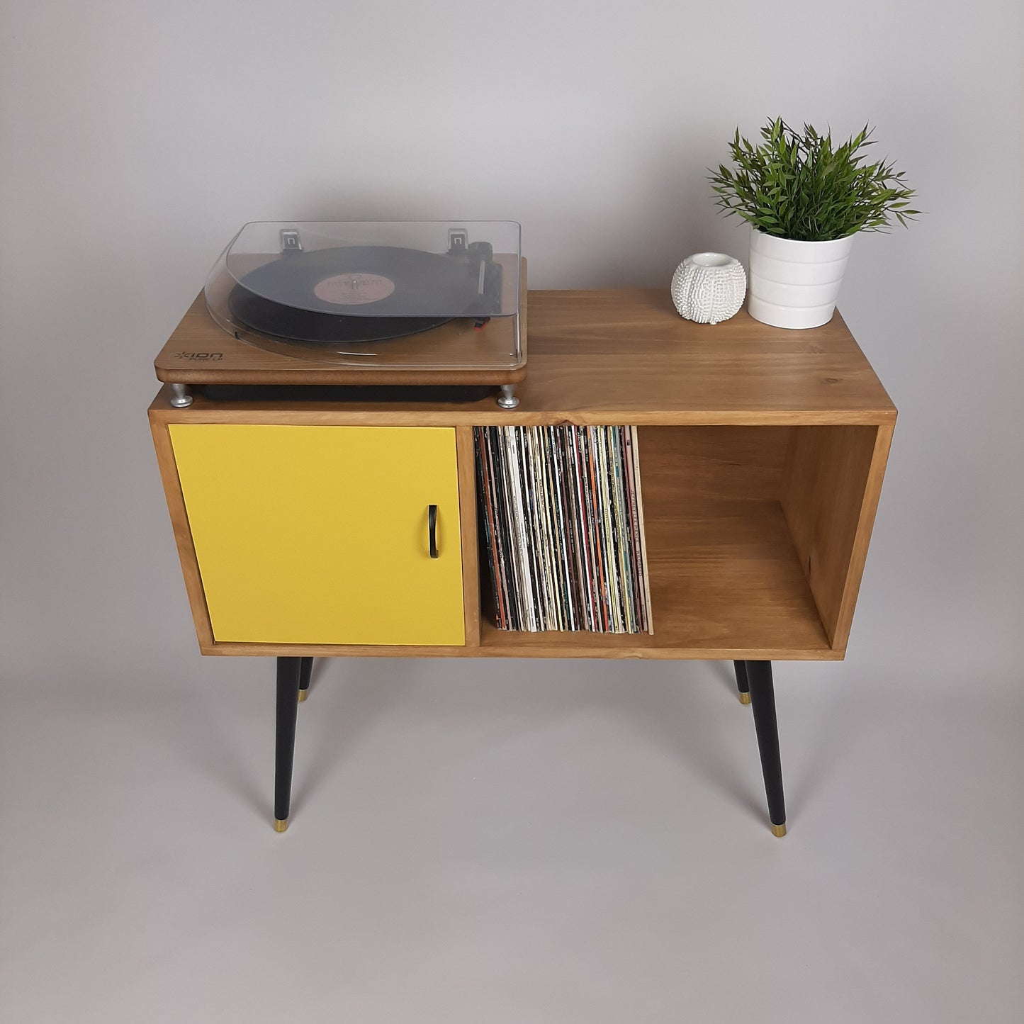Oak Console Table with Mustard Yellow Door and Satin Black Handle | Vinyl Record Storage | Credenza | 100 % Sustainable | Pink
