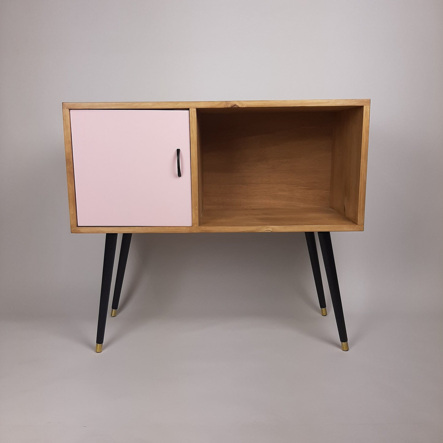 Oak Console Table with Pastel Pink Door and Satin Black Handle | Vinyl Record Storage | Credenza | 100 % Sustainable | Pink