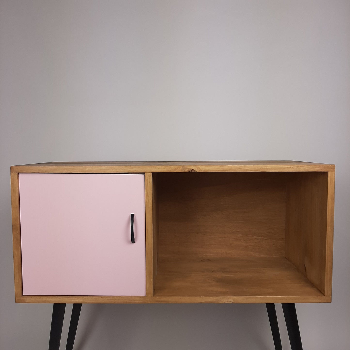Oak Console Table with Pastel Pink Door and Satin Black Handle | Vinyl Record Storage | Credenza | 100 % Sustainable | Pink